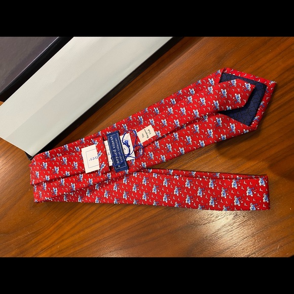 Vineyard Vines Tie - Picture 3 of 4